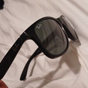 Ray-Ban Andy Sunglasses